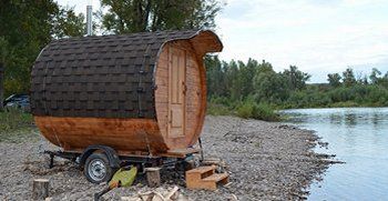 баня на прицепе.jpg баня на прицепе.jpg